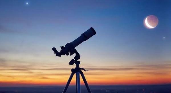 “مركز الفلك الدولي” يحدد أول أيام شهر رمضان 2026