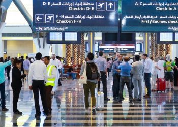 نمو حركة المسافرين عبر مطارات سلطنة عُمان إلى 14.9 مليون مسافر