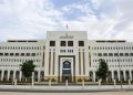 “العمل” تقرر التحول إلى “عن بُعد” في القطاعين العام والخاص غدا