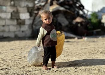 استشهاد طفل بغزة والاحتلال يتعمد حرمان القطاع من المياه