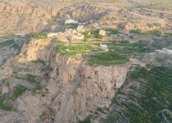 90 % نسبة إنجاز مشروع مسار قرى العقر والعين والشريجة بالجبل الأخضر