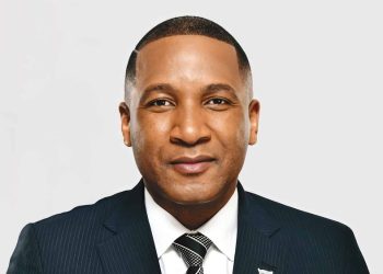 الرئيسُ البوتسواني يختم زيارته لسلطنة عُمان