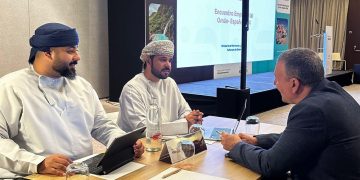 المشغّل الوطني للسفر يُحدث نقلة نوعيّة في المشهد الرّقمي لقطاع السّفر العُماني
