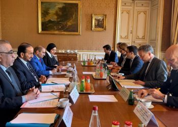 سلطنة عُمان وفرنسا تؤكدان على تعزيز التّعاون في مختلف المجالات