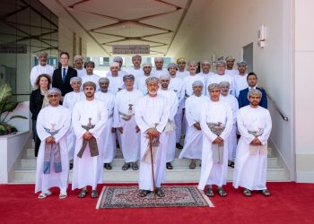 جلالة السلطان يتفضل بزيارةٍ كريمةٍ إلى شركة تنمية نفط عُمان