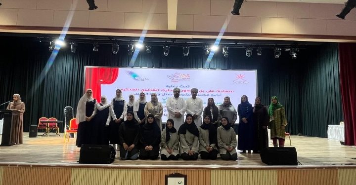 انطلاق مهرجان المسرح المدرسي في نسخته الرابعة لمدارس محافظة مسقط