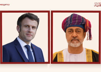جلالة السلطان والرئيس الفرنسي يبحثان مستجدات الأوضاع في المنطقة