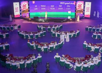 محافظة ظفار تستعرض منجزاتها التنموية وتؤكد جاهزيتها لموسم الخريف