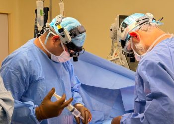 متبرع مُتوفّى دماغيا يمنح 4 مرضى فرصة جديدة للحياة.. وهذه تفاصيل العملية