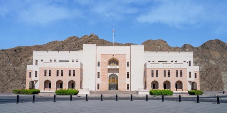 سلطنة عمان تطرح الإصدار الـ 11 من الصكوك السياديّة المحليّة بقيمة 100 مليون ريال عُماني