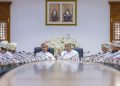 وزير الإعلام يطّلع على منظومة الإعلام التنموي والاتصال الحكومي بشمال الباطنة