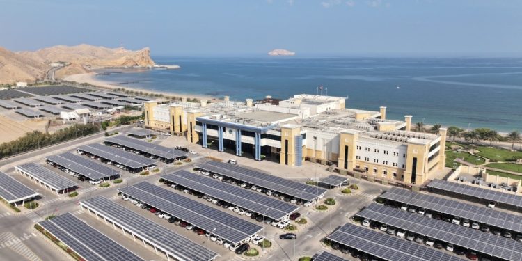 غدًا.. “تنمية نفط عُمان تعلن عن مشروعات جديدة للمسؤوليّة الاجتماعيّة