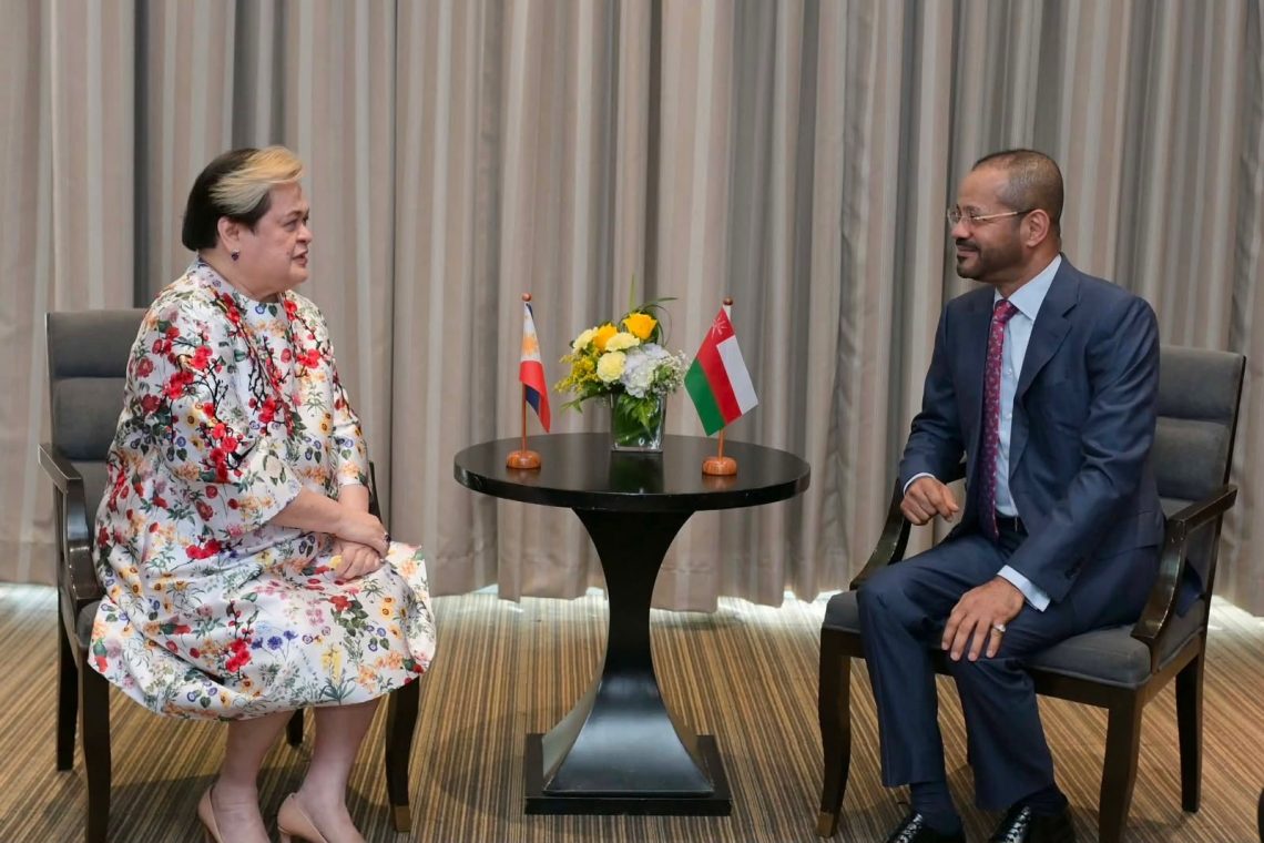 السيد وزير الخارجية ونظيرته الفلبينية يبحثان سُبل تعزيز الشراكة الثنائية