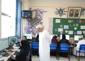 “تعليمية مسقط” تواصل إجراءات تعيين  677 معلما