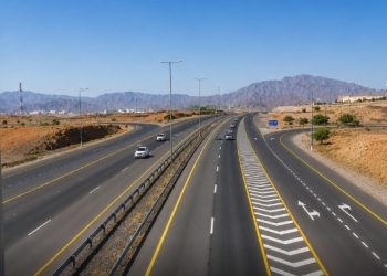 89 % نسبة إنجاز مشروع إعادة تأهيل طريق السلطان ثويني بن سعيد