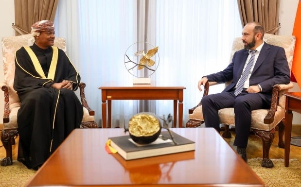 جلالة السُّلطان المعظّم يبعث رسالةً خطيةً إلى رئيس وزراء جمهورية أرمينيا