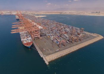 الميزان التجاري لسلطنة عُمان يسجل فائضًا يتجاوز ملياري ريال بنهاية أبريل
