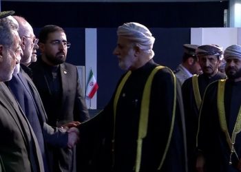 بتكليفٍ سامٍ.. وفدٌ رسميٌّ يُشارك في مراسم تشييع جثمان المرشد الأعلى السابق للجمهورية الإسلامية الإيرانية