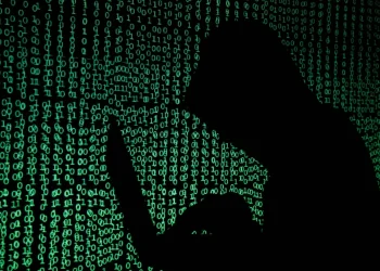 قراصنة إيرانيون يعطلون محطة طاقة بريطانية