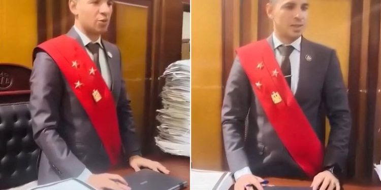 مصر: عاطل يستأجر قاعة محكمة وينتحل صفة قاضٍ لسنوات.. إليك التفاصيل