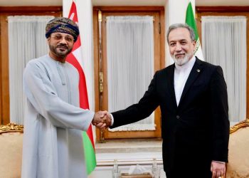بيان مشترك بين سلطنة عُمان والجمهورية  سلطنة عُمان وإيران تناقشان إطارًا مرحليًّا مقترحًا لإنشاء ممر ملاحي مؤقت مشترك عبر مضيق هرمز