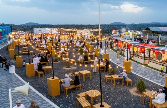 أكثر من 100 ألف زائر لمهرجان الجبل الأخضر حتى نهاية يوليو