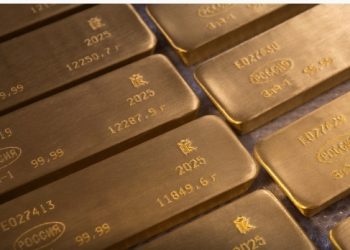تراجع أسعار الذهب من أعلى مستوى لها في أكثر من شهرين