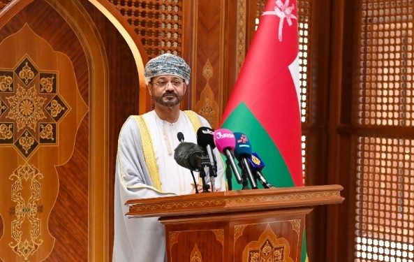 سلطنة عُمان واليابان تؤكّدان على أهمية الحل السياسي لخفض التوترات وتعزيز الاستقرار الإقليمي