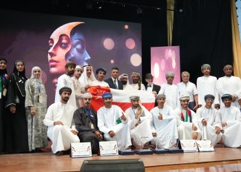 إنجاز دولي لجامعة التقنية والعلوم التطبيقية بعبري في مهرجان المسرح الجامعي بتونس