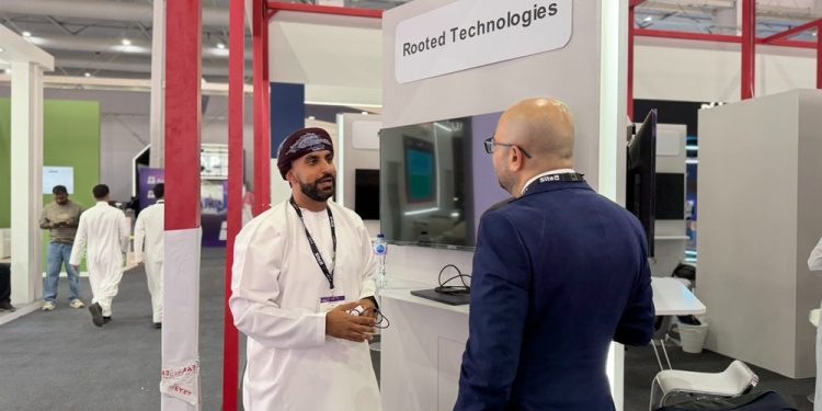24 شركة عُمانية تستعرض خدماتها في “ليب 2026” بالسعودية