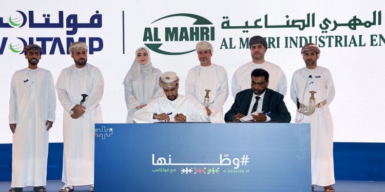 توقيع 10 اتفاقيات لتوطين تصنيع مكونات المحولات الكهربائية في سلطنة عُمان