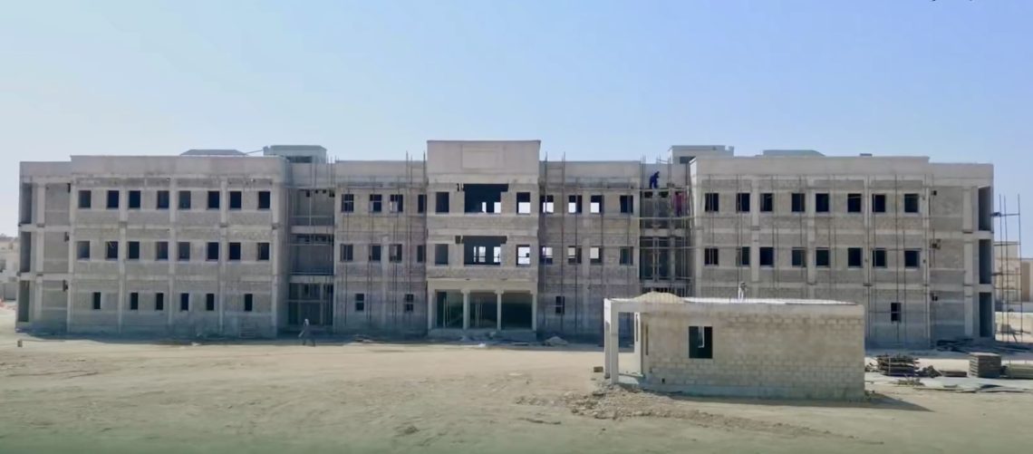 مشروعات إنشائية تتجاوز 19 مليون ريال عُماني لتطوير البيئة التعليمية بظفار