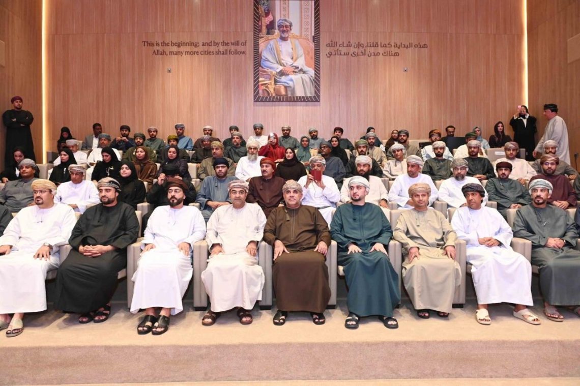 استعدادا لاستقبال السكان.. تدشين 3 محطات كهرباء في مدينة السلطان هيثم بتكلفة 12 مليون ريال