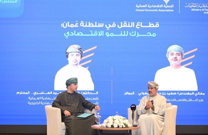 المعولي: الموانئ العُمانية أمام فرصة استراتيجية لتوسيع إعادة التصدير وجذب خطوط الشحن العالمية