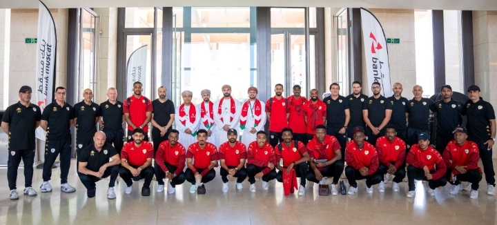 بنك مسقط يؤازر المنتخب الوطني لكرة القدم ويطلق أهزوجة جماهيرية