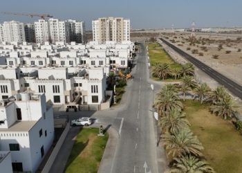 دراسة مواقع جديدة للأحياء السّكنية المتكاملة.. ونسب إنجاز متقدّمة لمشروعات “جنوب الباطنة”