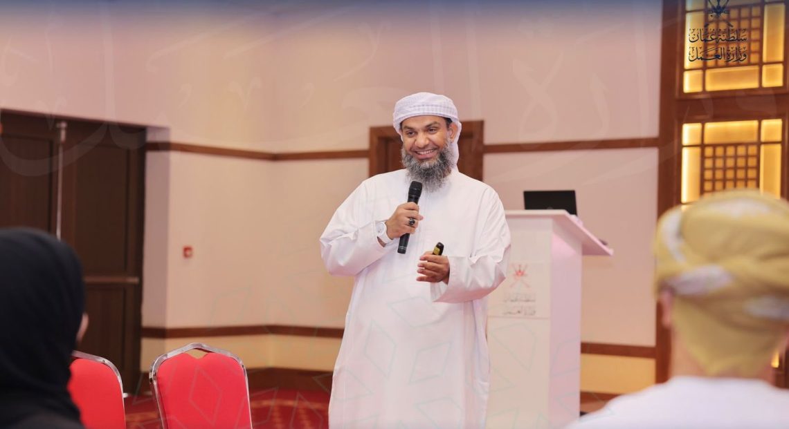 د. جاسم آل محمد يكشف لـ”شؤون وطنية” دور رأس المال الاجتماعي في استشراف المستقبل الإداري