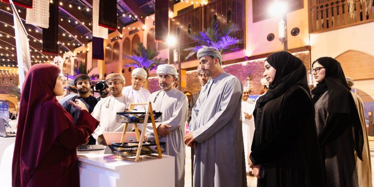 ختام ناجح لفعاليات برنامج  “رُوّاج” لدعم المشاريع الشبابية بشمال الباطنة
