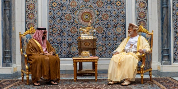جلالة السُّلطان يستقبل نائب حاكم أبوظبي مستشار الأمن الوطني الإماراتي