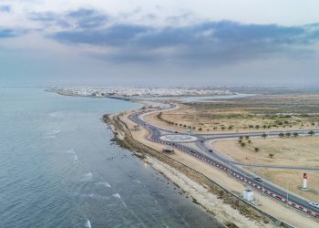تنفيذ عدة مشروعات تّنمويّة وخدمية في عدد من ولايات جنوب الشرقية