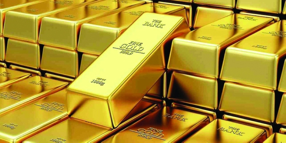 ارتفاع طفيف لأسعار الذهب مع انخفاض أسعار النفط وتراجع الدولار