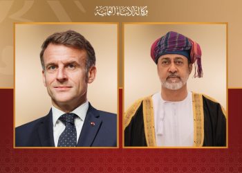 جلالةُ السُّلطان والرئيس الفرنسي يتبادلان وجهات النظر حول أبرز القضايا الراهنة