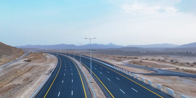 أكثر من 200 مليون ريال عُماني للمحتوى المحلي في مشروعات الطرق