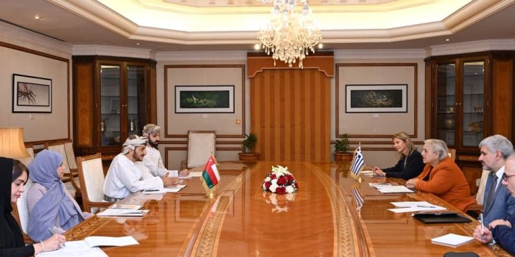 سلطنة عُمان واليونان تعقدان الجولة الأولى من المشاورات السياسية