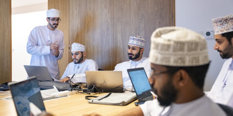20 % نسبة الشباب واليافعين من إجمالي سكان دول الخليج
