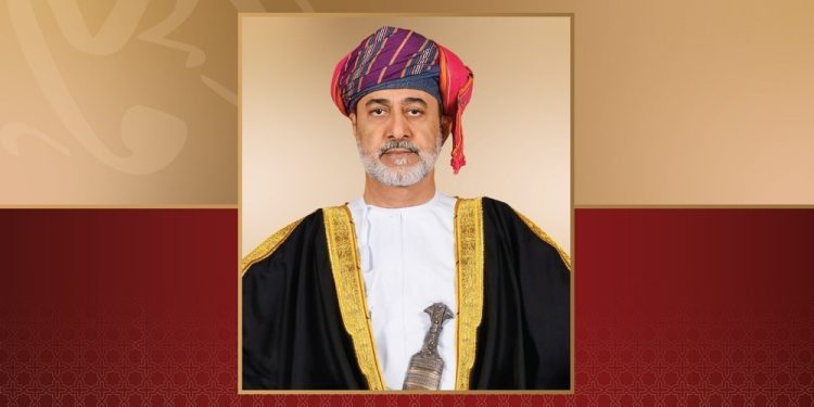 جلالة السلطان المعظم يعود إلى أرض الوطن